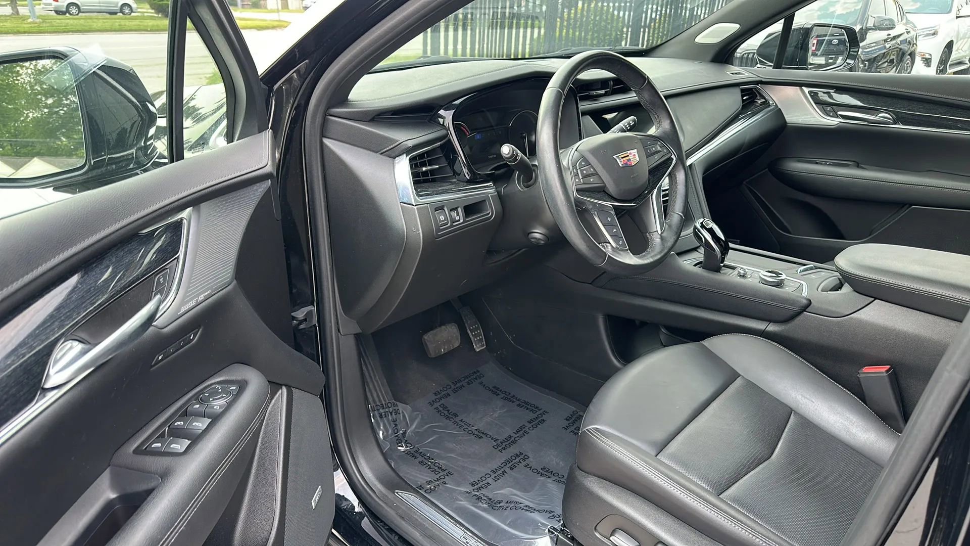 Used 2022 Cadillac XT5 Premium Luxury image 9