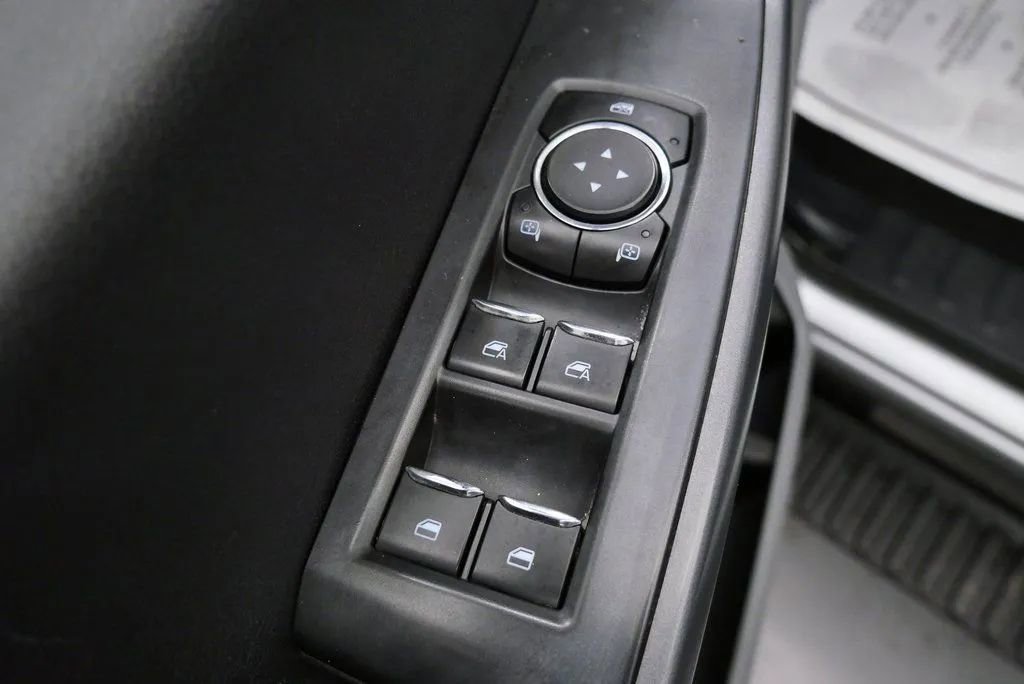 Used 2023 Ford F350 XLT image 15