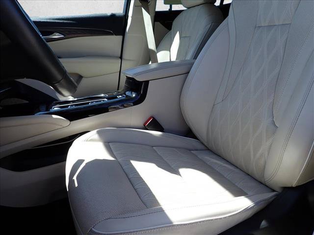 Used 2023 Buick Envision Avenir AWD/4WD image 15