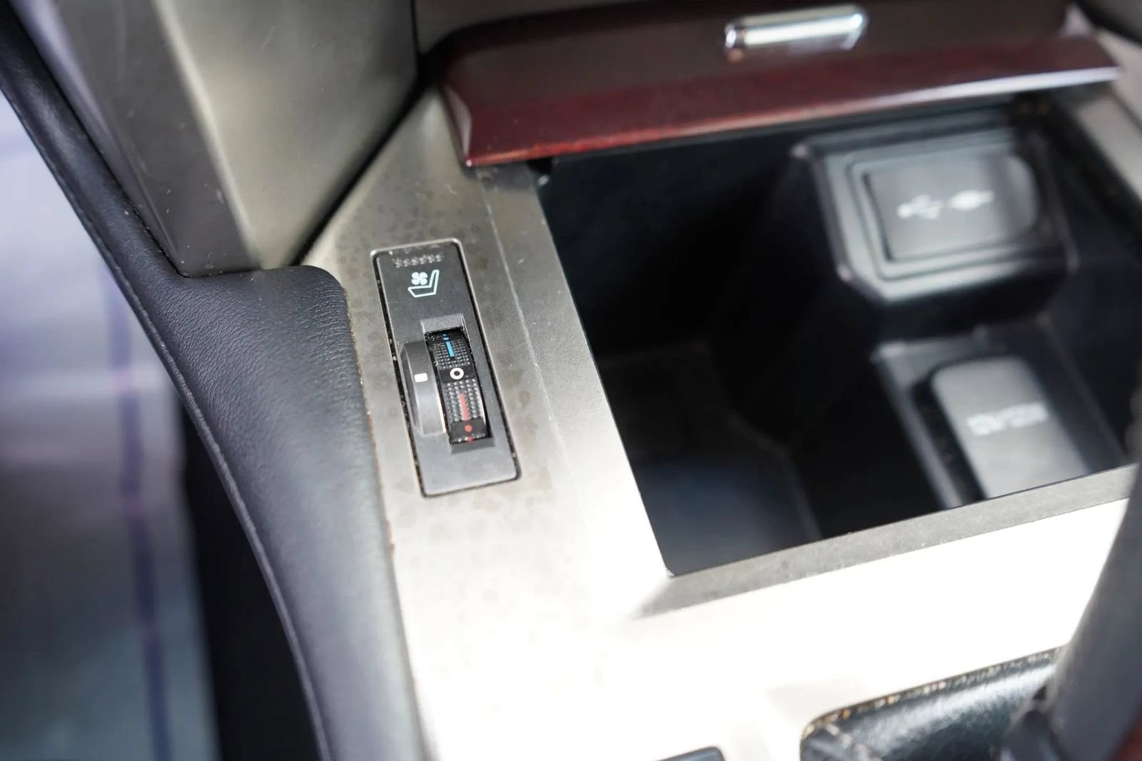 Used 2014 Lexus GX 460 AWD/4WD image 14