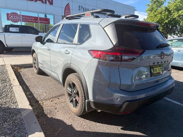 Used 2025 Nissan Rogue SV AWD/4WD image 19