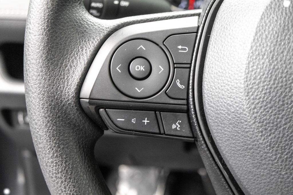 Used 2019 Toyota RAV4 XLE w/ Convenience Package image 14