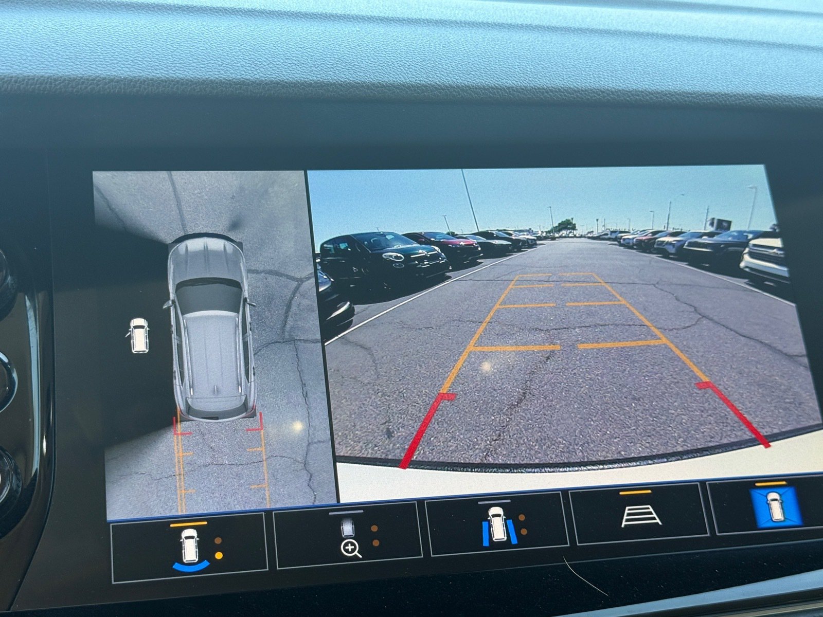 Used 2021 Buick Envision Avenir w/ Technology Package II AWD/4WD image 19