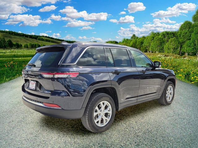 Used 2024 Jeep Grand Cherokee Limited RWD image 6