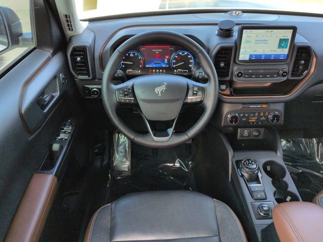 Certified 2023 Ford Bronco Sport Outer Banks w/ Tech Package AWD/4WD image 16