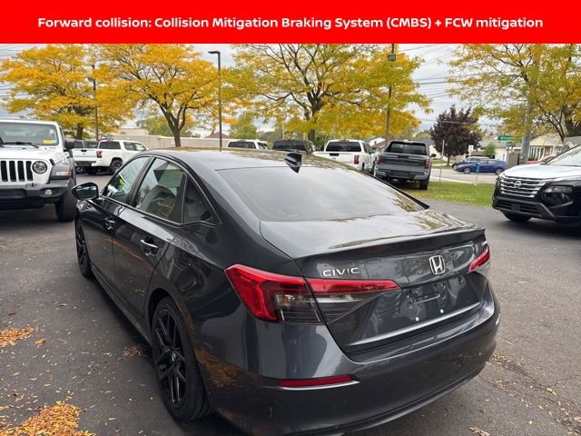 Used 2022 Honda Civic Sport image 2