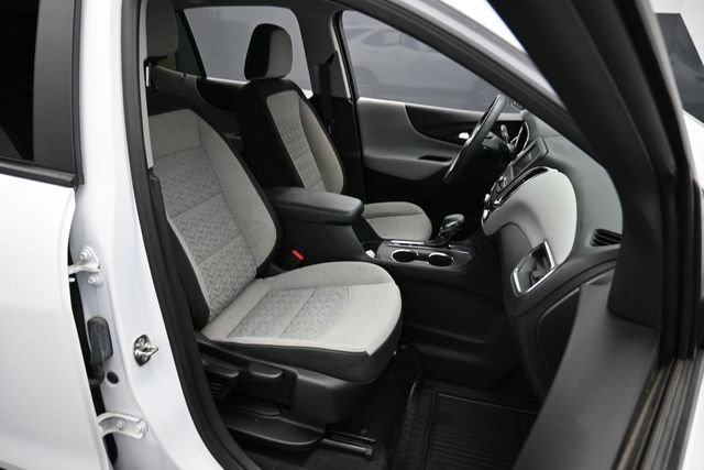 Used 2024 Chevrolet Equinox LS w/ LS Convenience Package FWD image 27