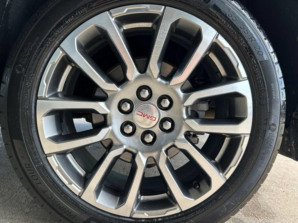 Used 2022 GMC Acadia Denali w/ Denali Ultimate Package FWD image 32