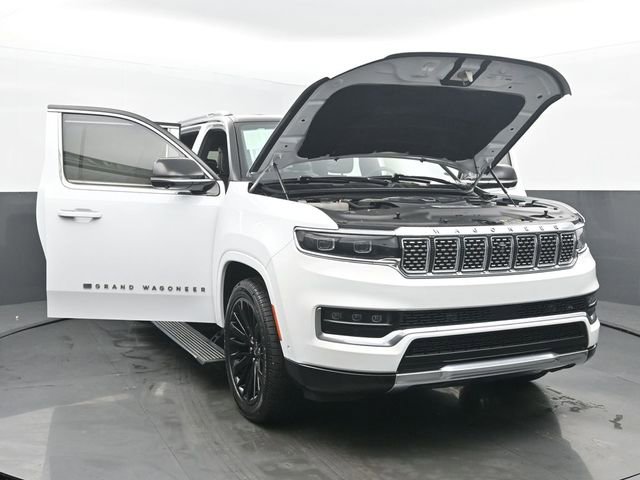 Used 2024 Jeep Grand Wagoneer L Series III image 57