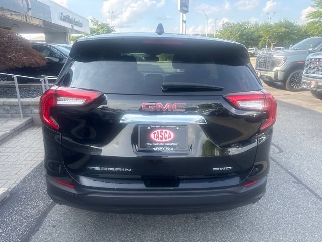 Used 2024 GMC Terrain SLE AWD/4WD image 6