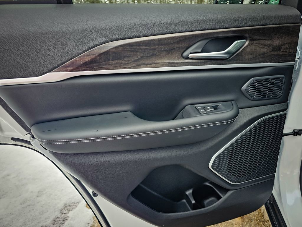 New 2026 Jeep Grand Cherokee Limited image 35