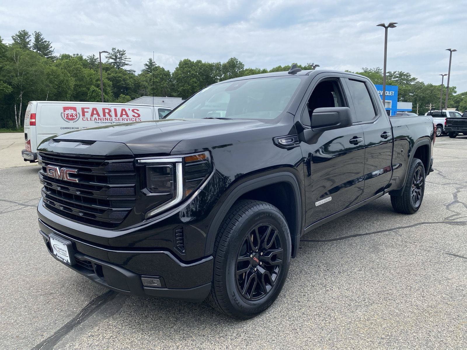 Used 2024 GMC Sierra 1500 Elevation