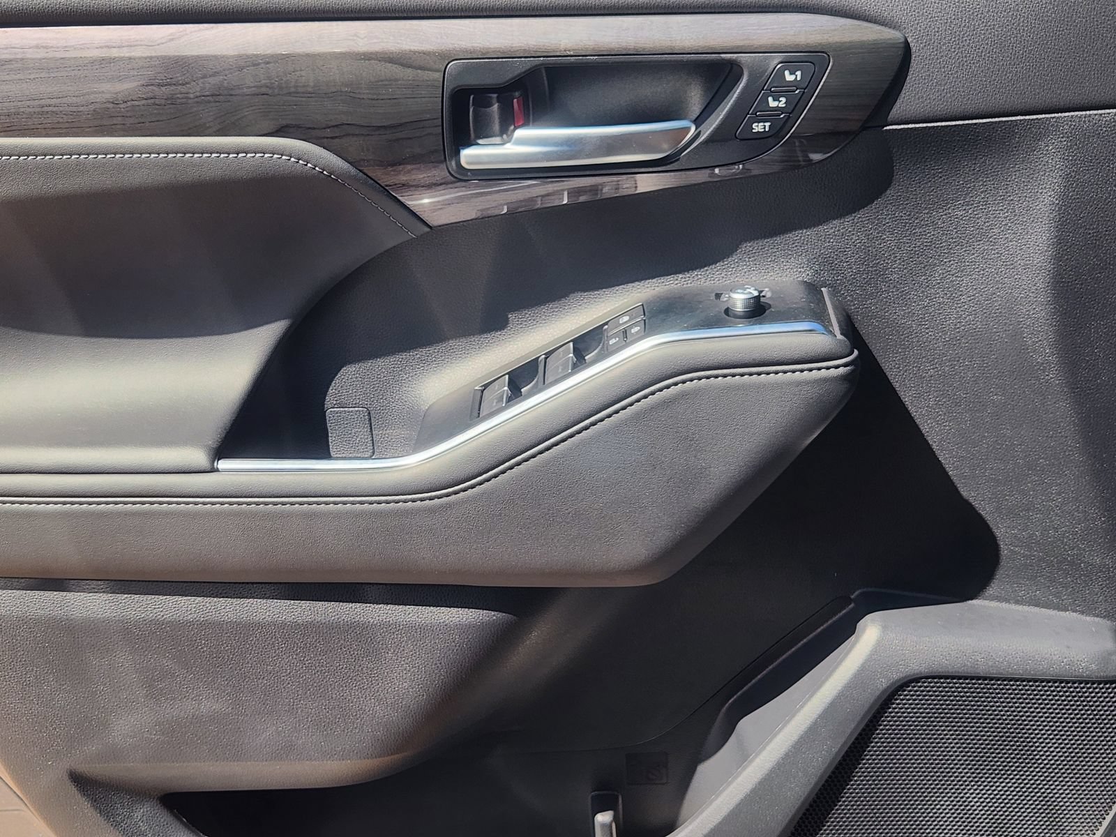 New 2026 Toyota Highlander Limited AWD/4WD image 21