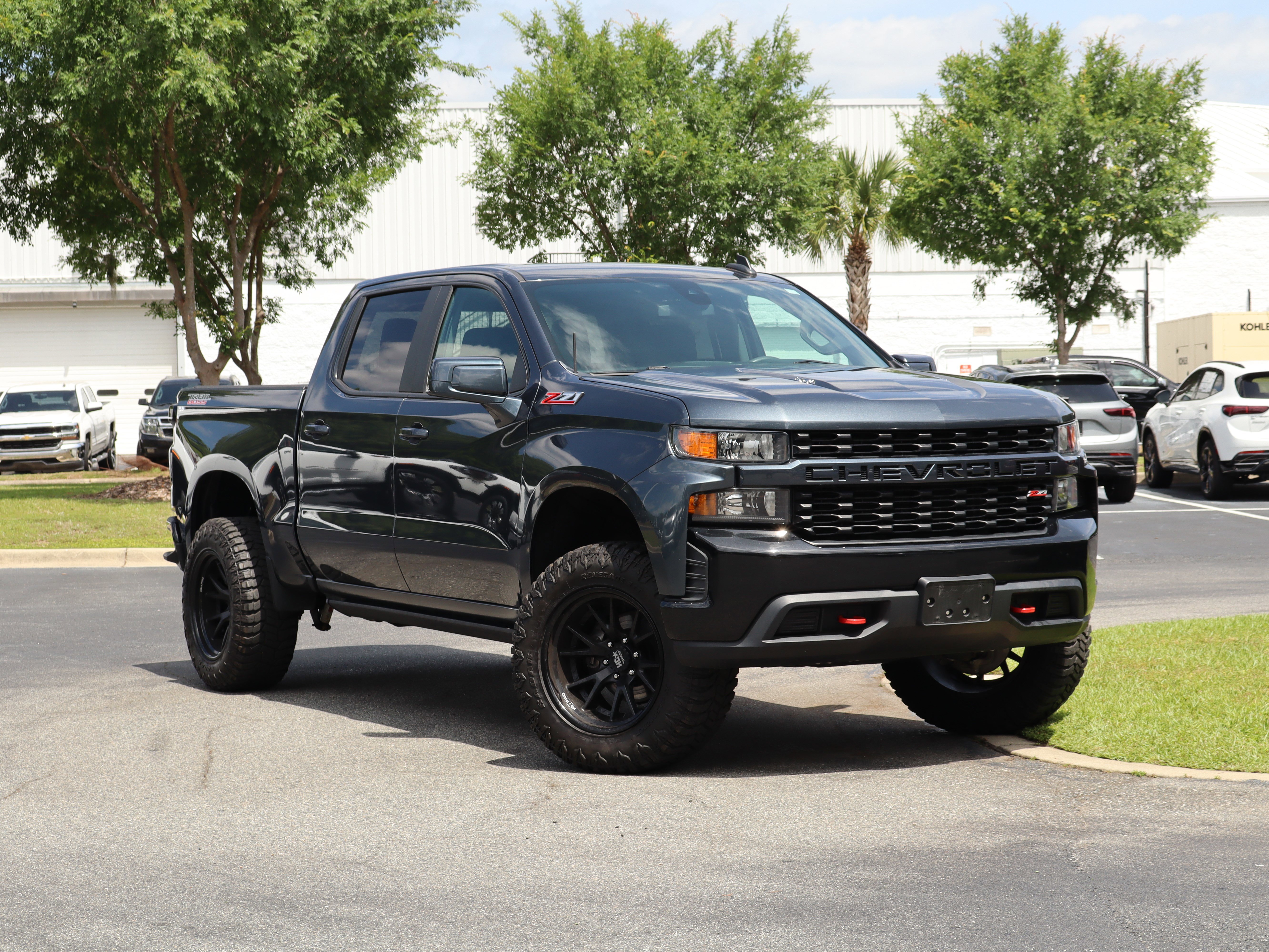 Used 2021 Chevrolet Silverado 1500 Custom Trail Boss w/ Safety Confidence Package AWD/4WD video 2