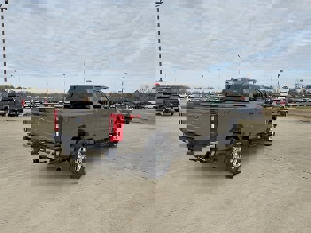 New 2026 Ford F250 XLT w/ FX4 Off-Road Package image 4