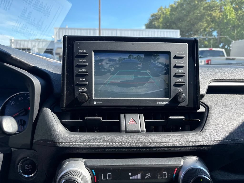Used 2021 Toyota RAV4 XLE AWD/4WD image 10