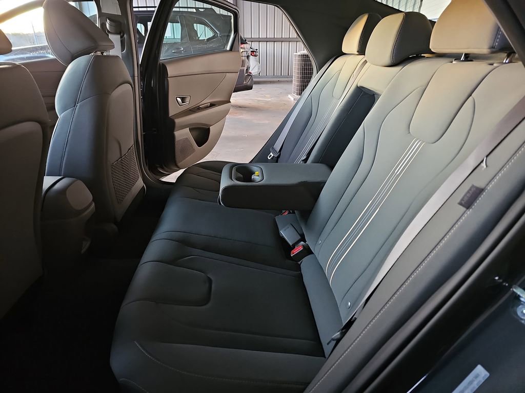 New 2026 Hyundai Elantra SEL Sport image 14