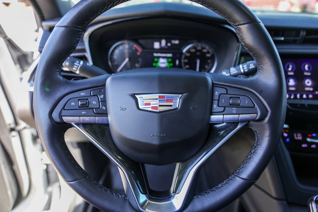 Used 2022 Cadillac XT6 Premium Luxury FWD image 12
