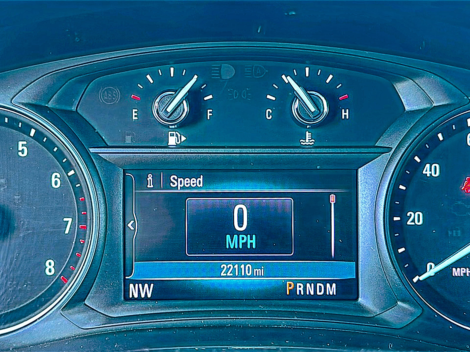 Used 2022 Buick Encore Preferred w/ Safety Package AWD/4WD image 28