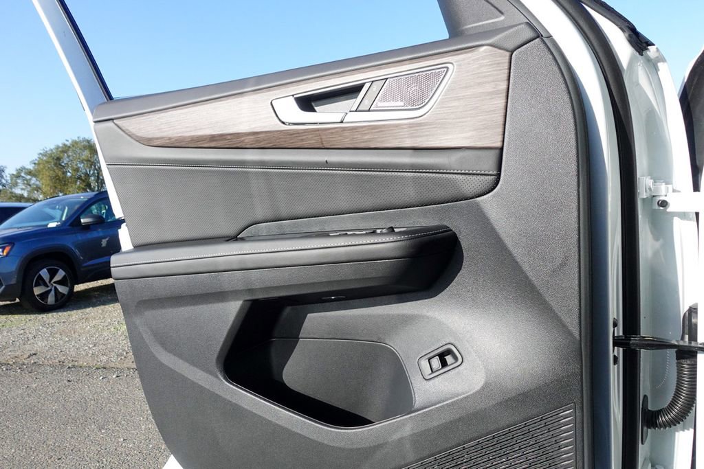 New 2026 Volkswagen Atlas SEL Premium R-Line image 16