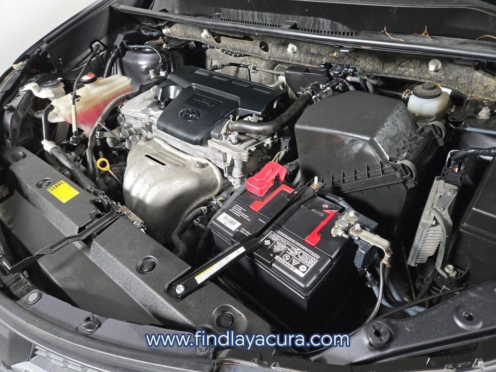 Used 2015 Toyota RAV4 Limited image 17