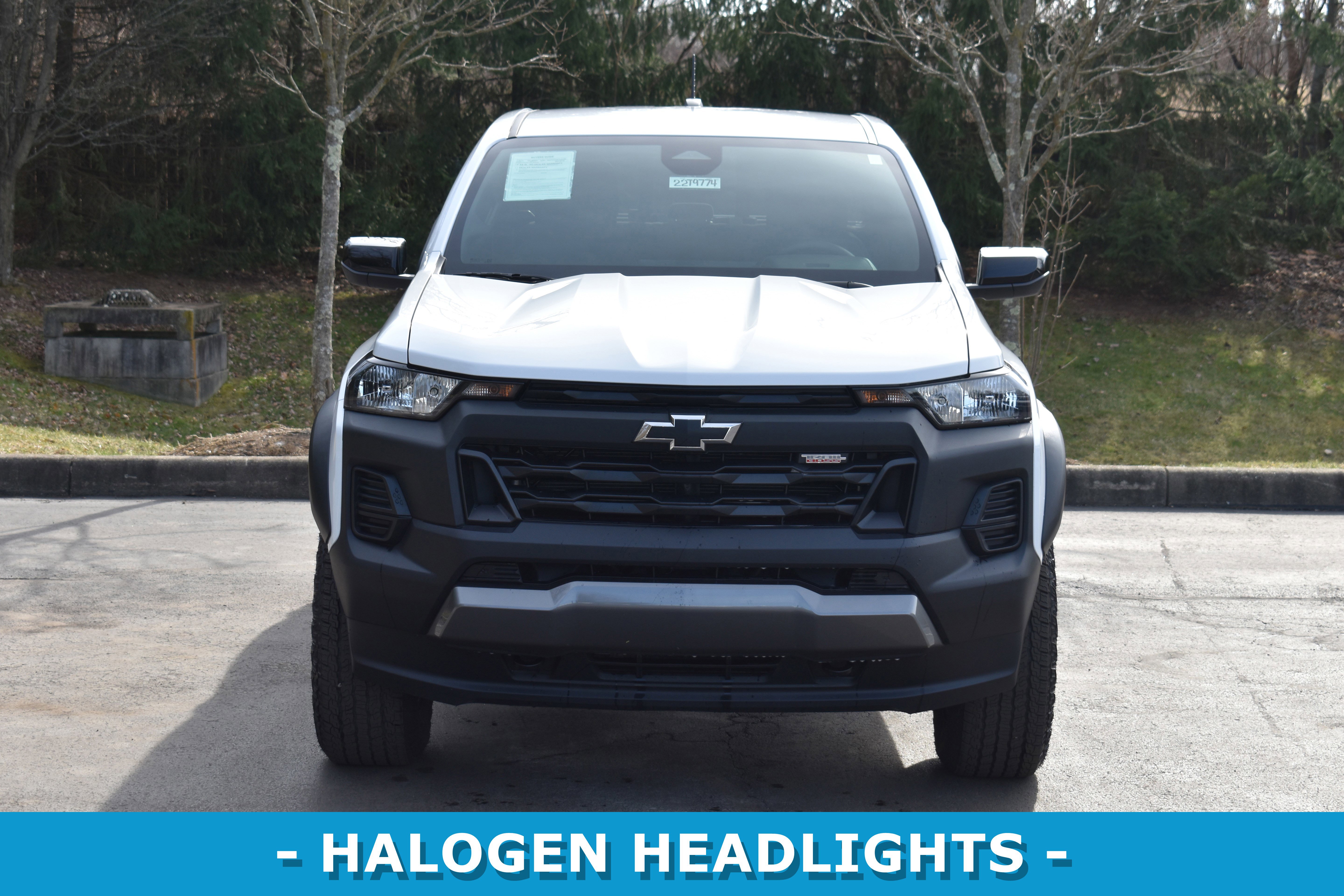 Used 2024 Chevrolet Colorado Trail Boss w/ Advanced Trailering Package image 2