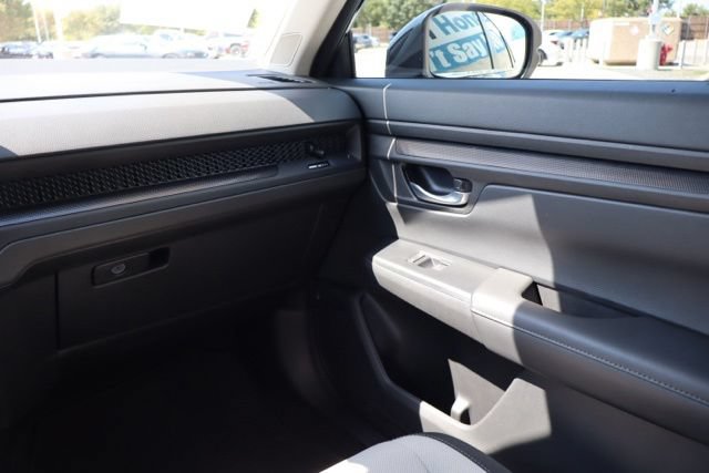 Used 2024 Honda CR-V EX image 10