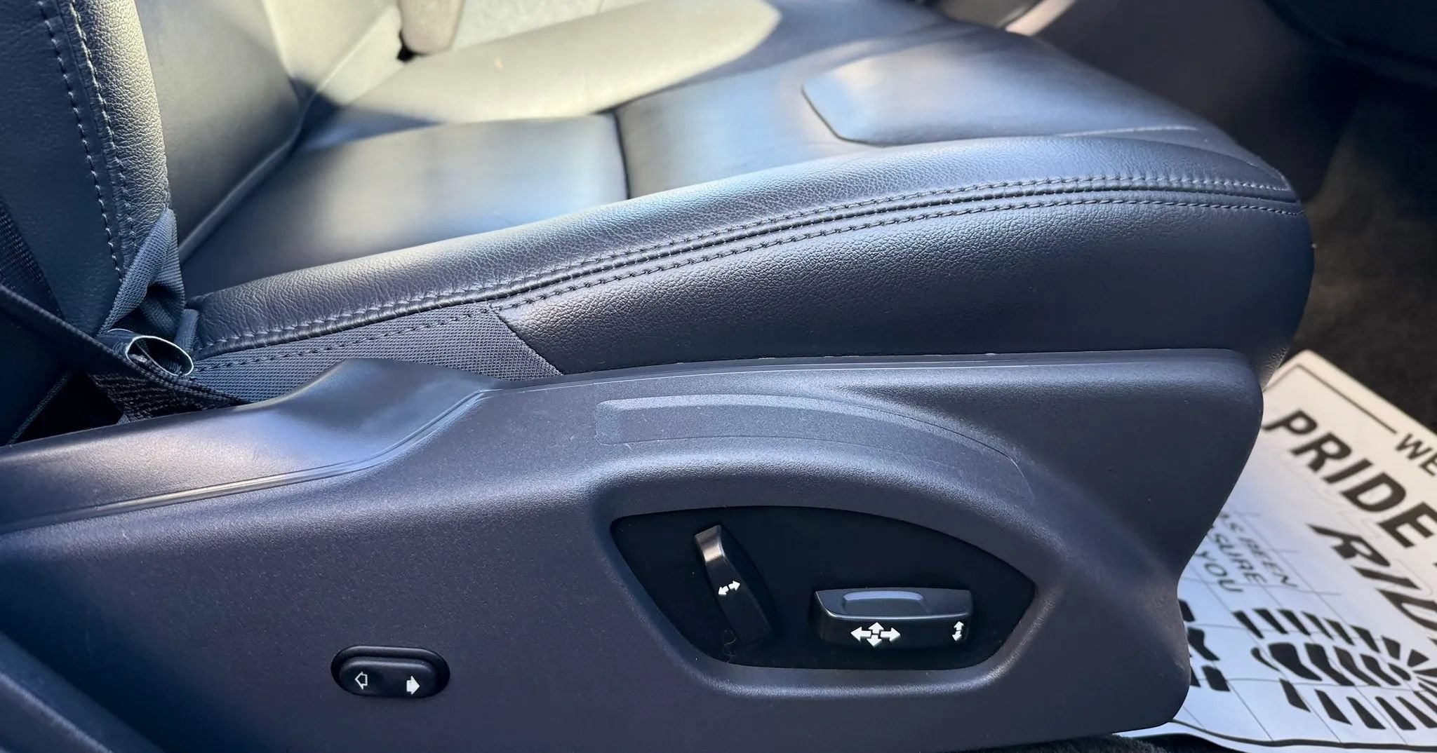 Used 2015 Volvo V60 T5 Premier FWD image 38