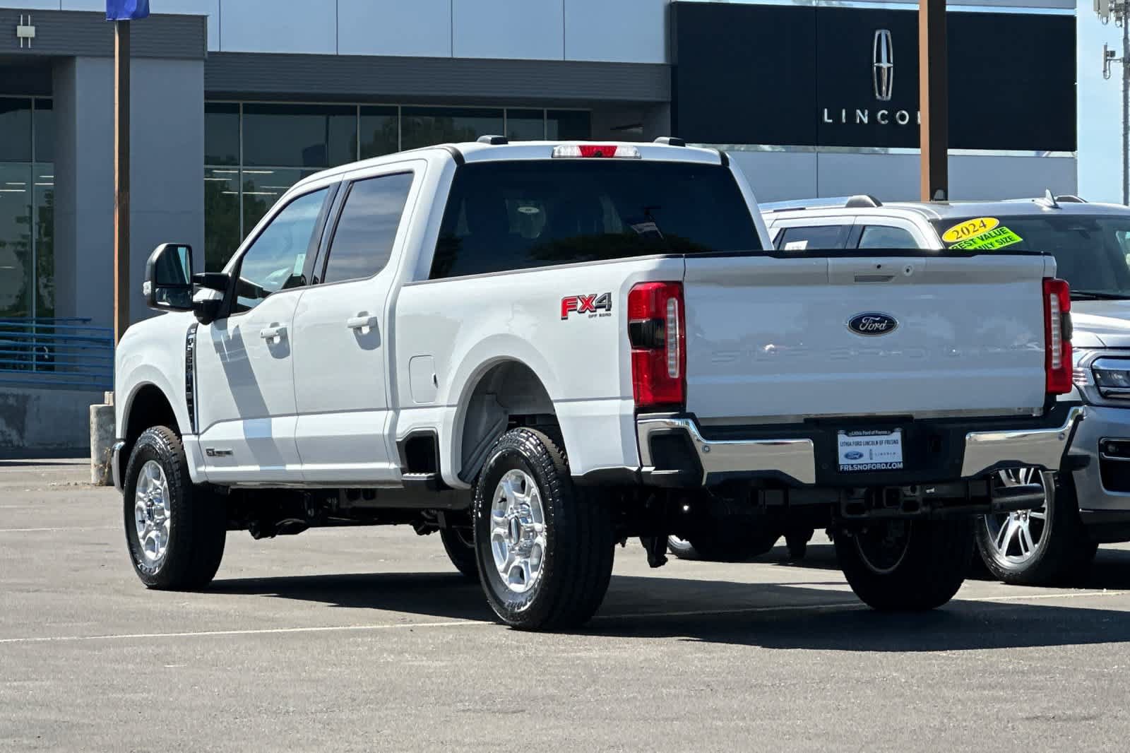 New 2026 Ford F250 XLT w/ XLT Premium Package AWD/4WD image 6