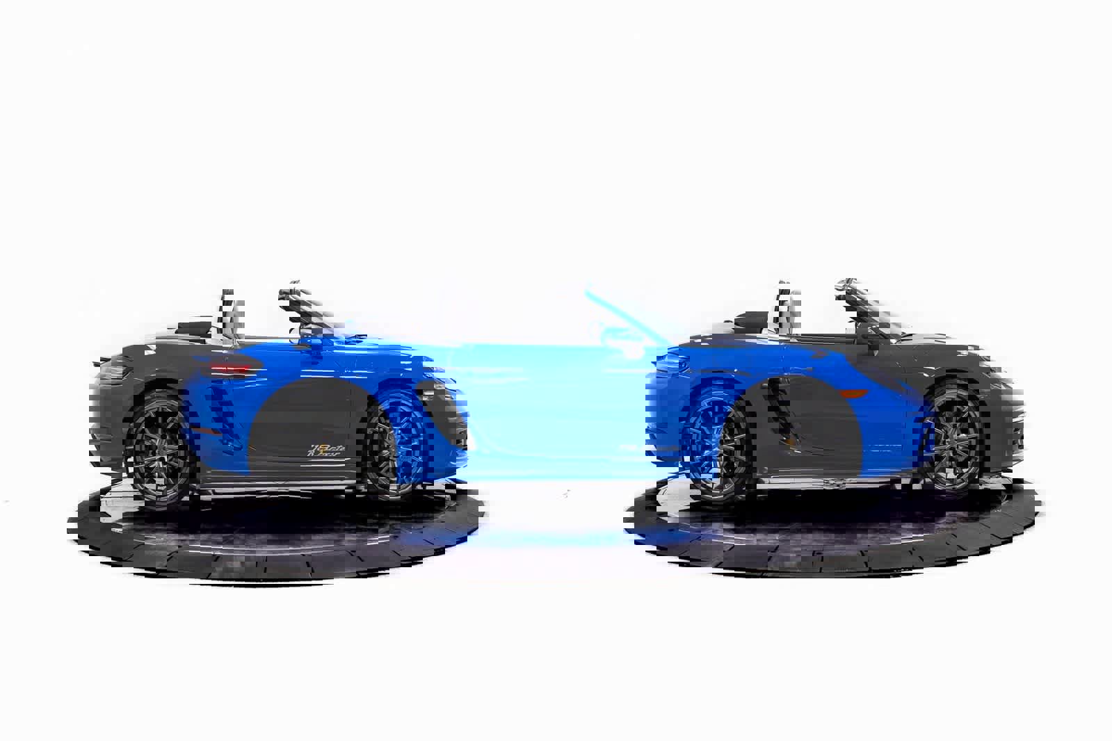 Certified 2025 Porsche 718 Boxster image 8