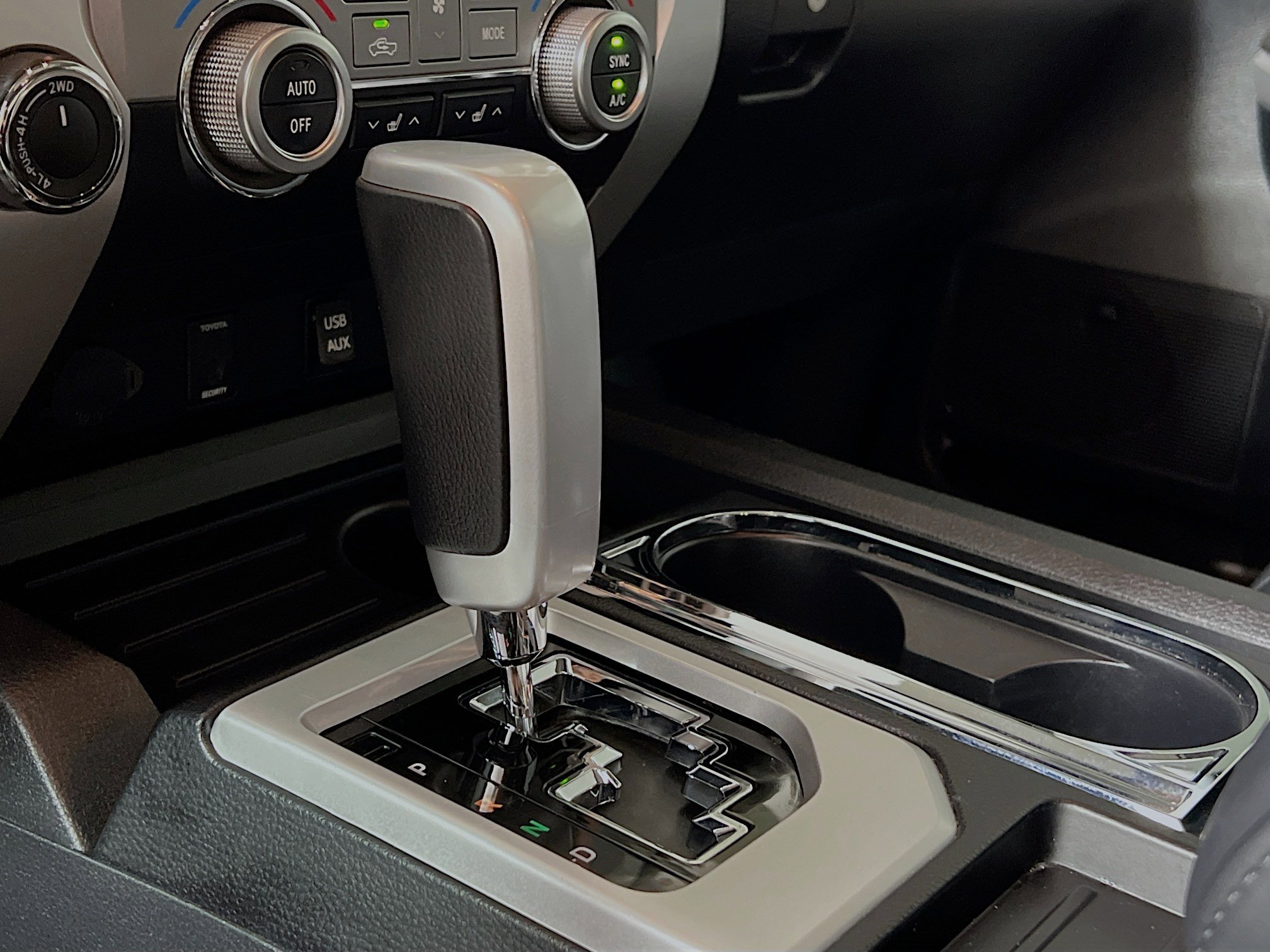 Used 2018 Toyota Tundra Limited w/ Limited Premium Package image 24