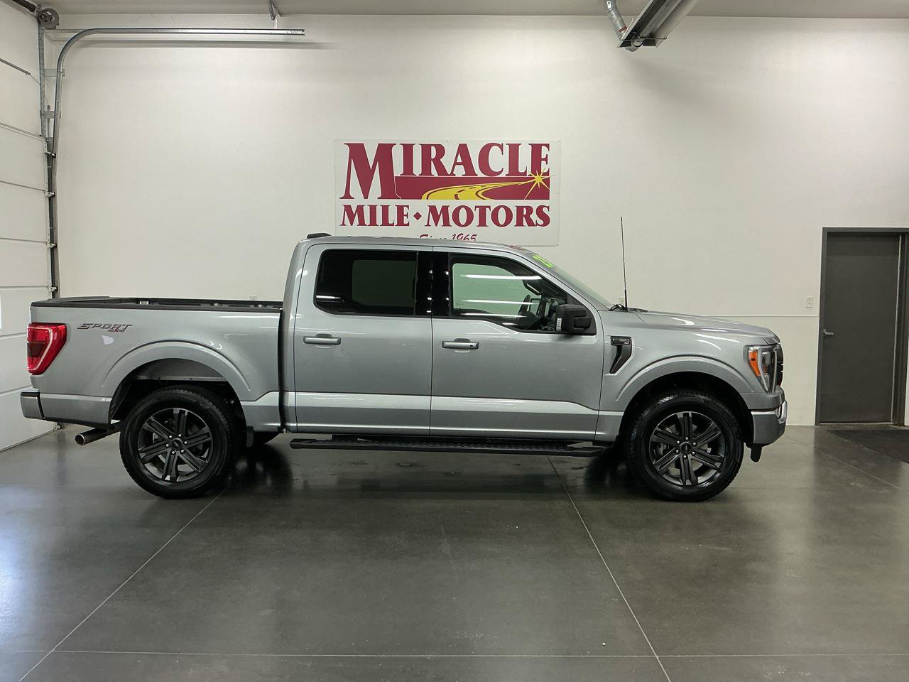 Used 2023 Ford F150 XLT w/ Equipment Group 302A High AWD/4WD image 3