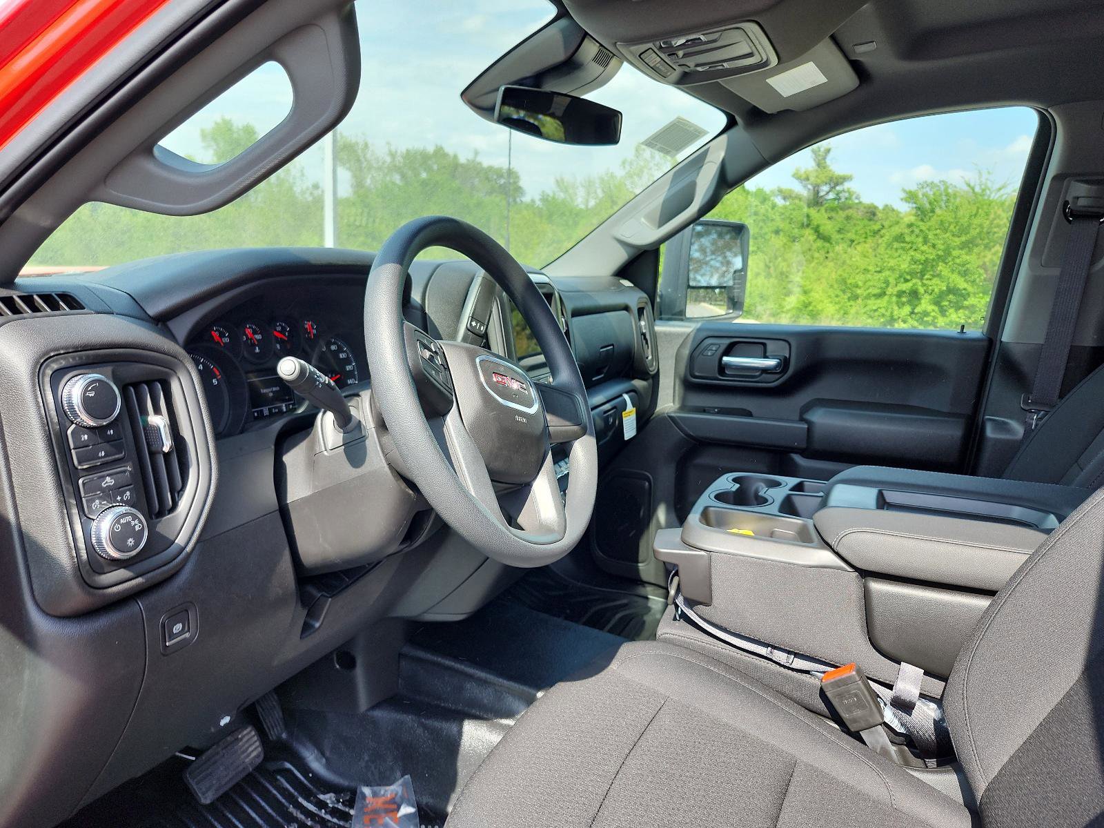 New 2025 GMC Sierra 2500 Pro w/ Convenience Package image 11