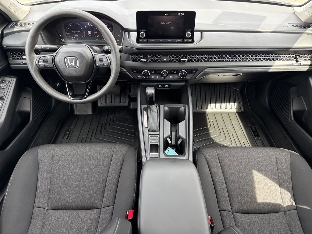 Used 2025 Honda Accord SE image 14