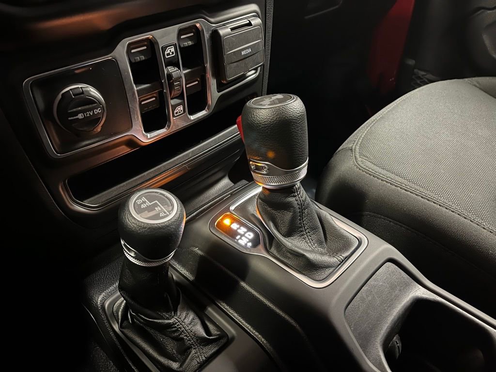 Used 2021 Jeep Wrangler Unlimited Sport image 11