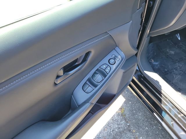 Used 2025 Nissan Sentra S FWD image 8
