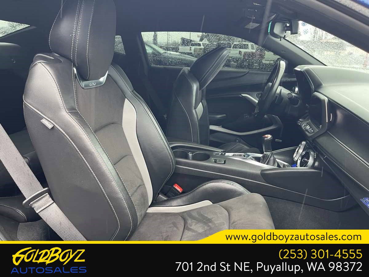 Used 2022 Chevrolet Camaro LT image 15