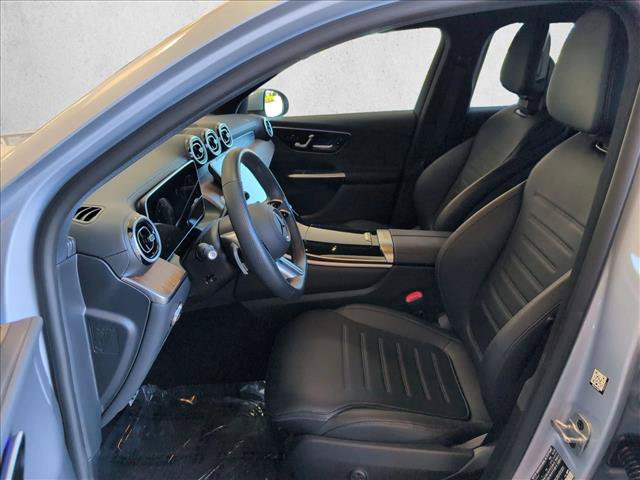 Used 2025 Mercedes-Benz GLC 350e 4MATIC image 16