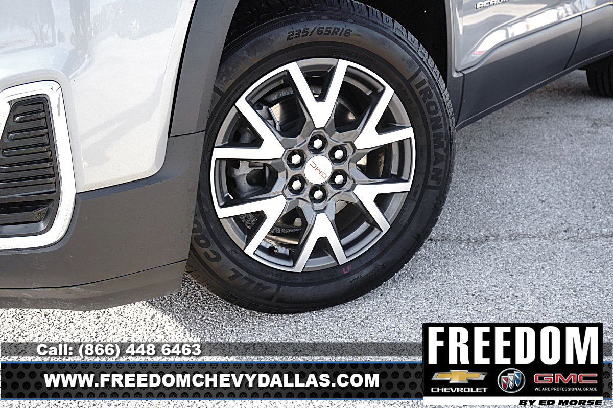 Used 2023 GMC Acadia SLE image 44