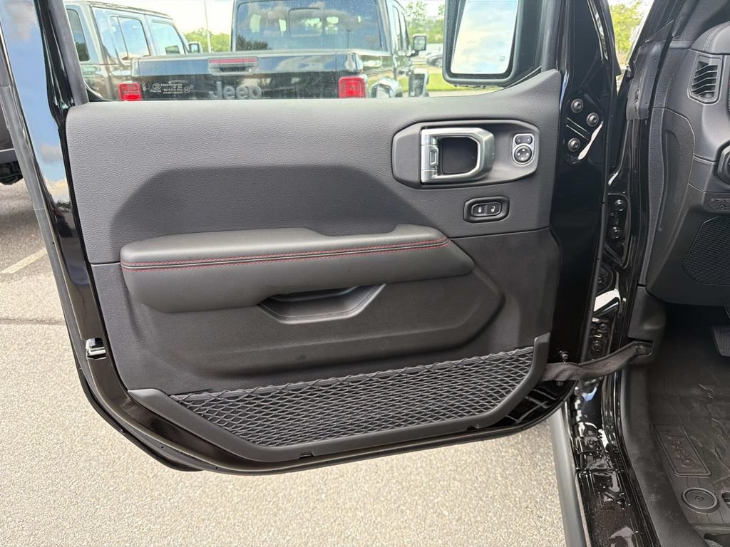 New 2026 Jeep Gladiator Rubicon AWD/4WD image 15
