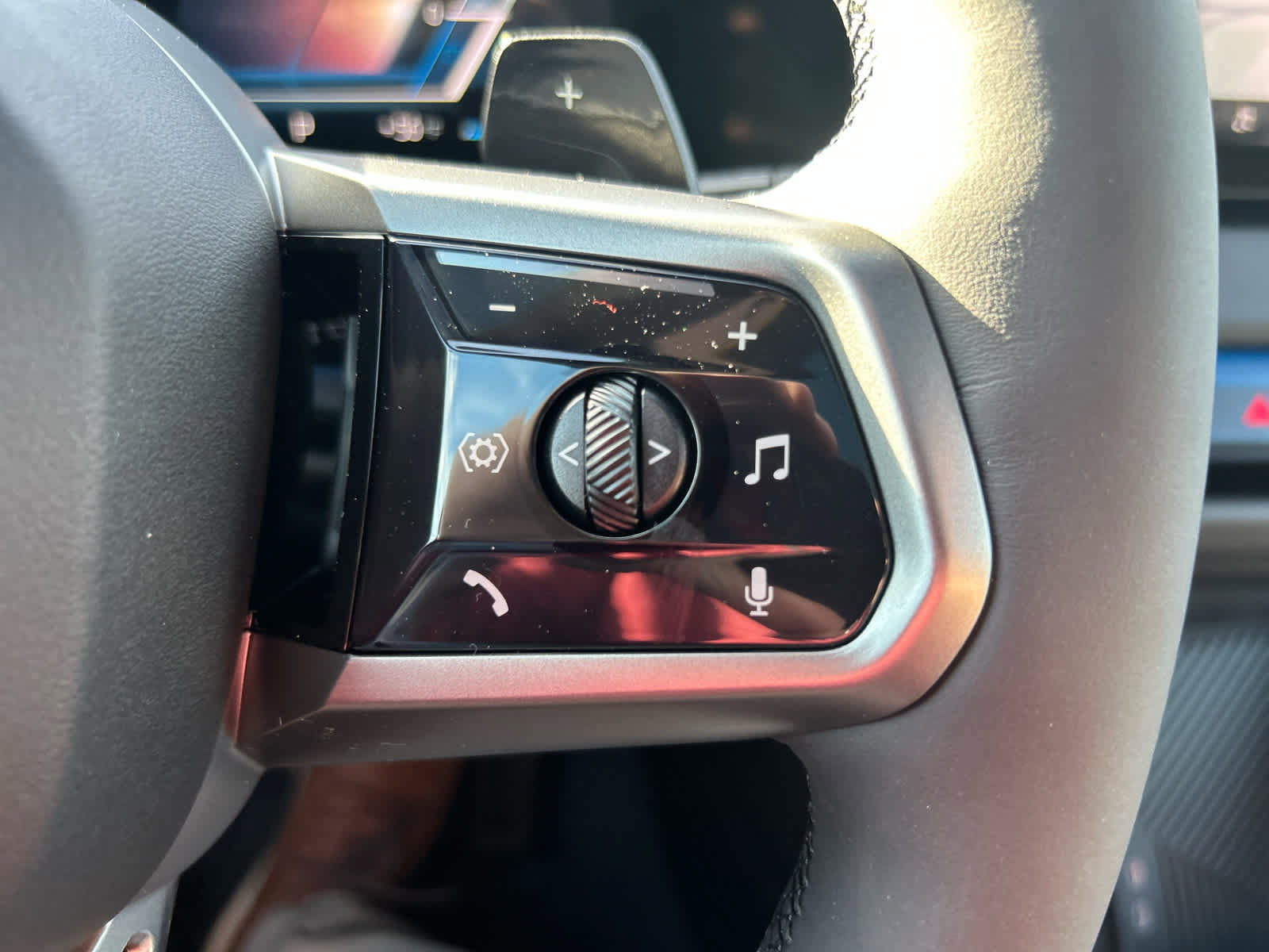 Used 2026 BMW X3 xDrive30 w/ Premium Package image 39