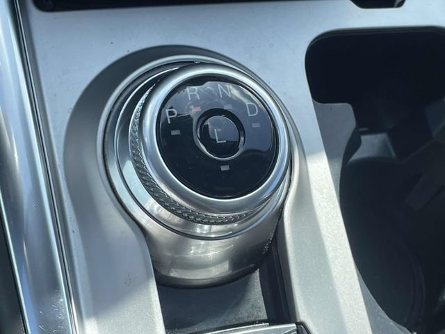 Used 2022 Ford Explorer XLT w/ Equipment Group 202A AWD/4WD image 20