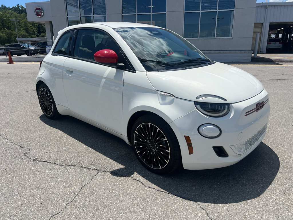 Used 2024 FIAT 500 e (RED) FWD image 3