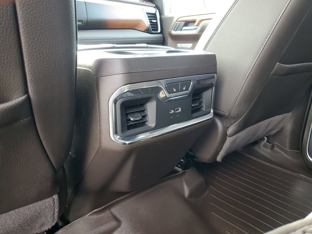 Used 2022 GMC Sierra 1500 Denali w/ Denali Reserve Package AWD/4WD image 32