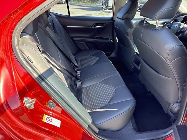 Used 2019 Toyota Camry SE w/ Convenience Package FWD image 11