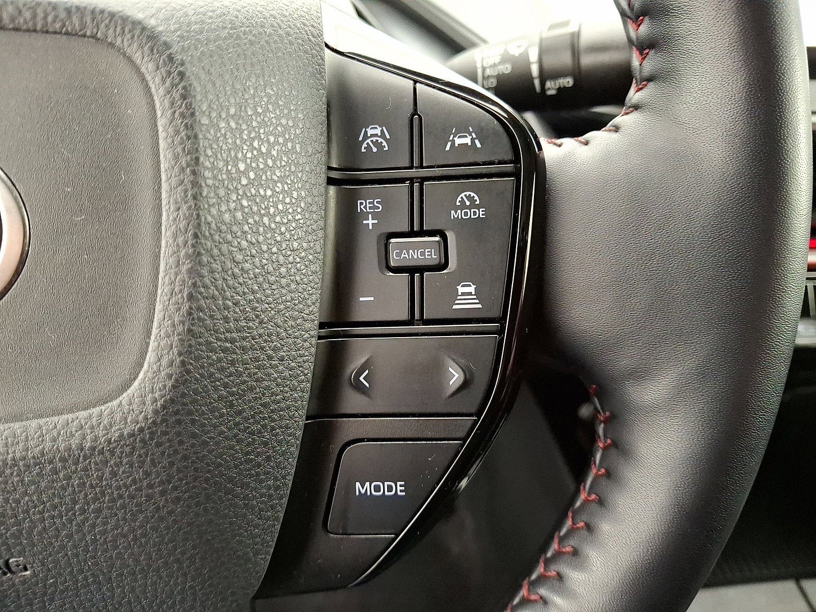 Used 2023 Toyota Prius Prime XSE image 18