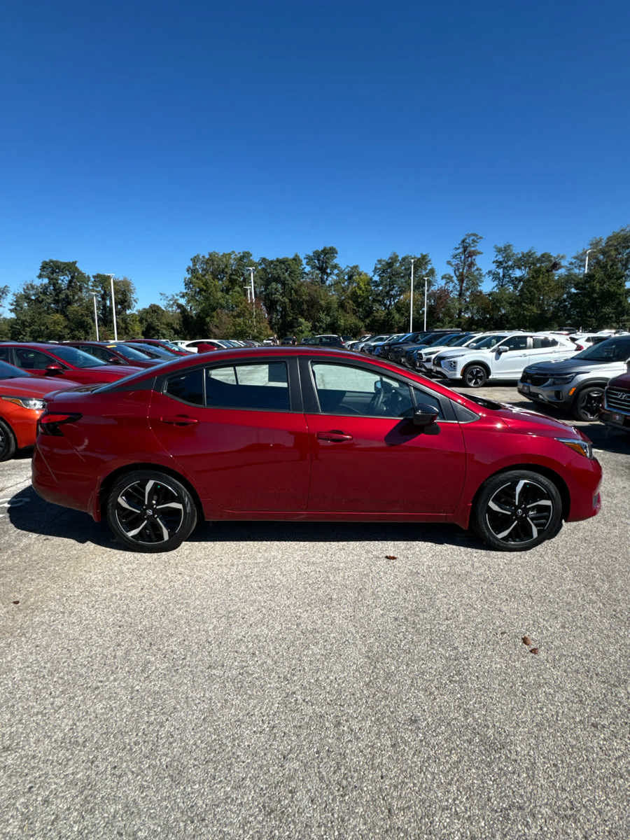 Used 2025 Nissan Versa SR w/ Trunk Package FWD image 10