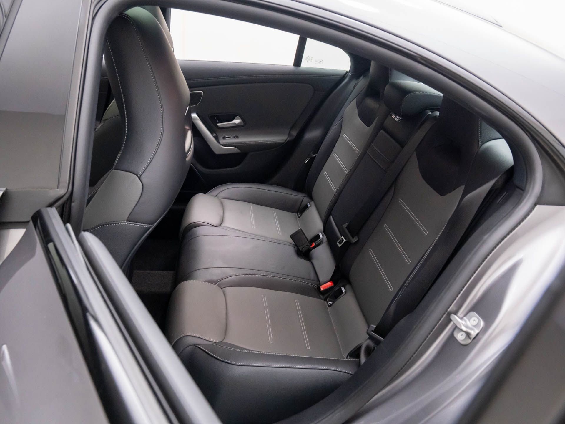 Used 2025 Mercedes-Benz CLA 35 AMG 4MATIC image 19