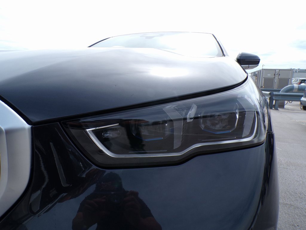 Certified 2025 BMW i5 xDrive40 w/ M Sport Package image 9