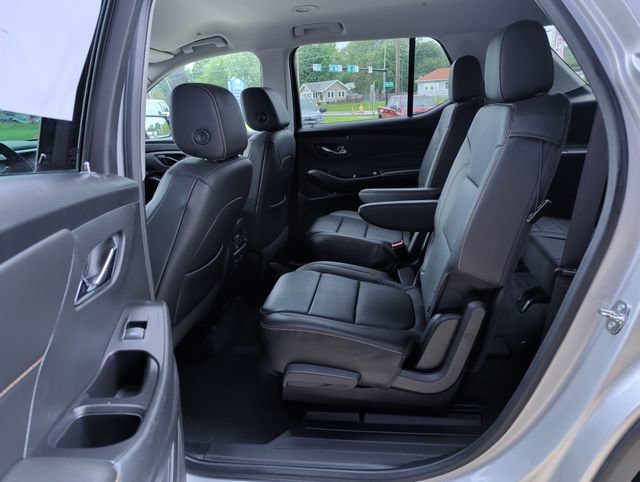 Used 2020 Chevrolet Traverse RS FWD image 23
